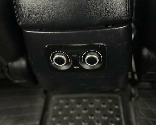 Чорний Міцубісі Паджеро Вагон, об'ємом двигуна 3.2 л та пробігом 320 тис. км за 12500 $, фото 13 на Automoto.ua