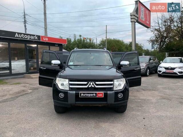 Черный Мицубиси Паджеро Вагон, объемом двигателя 3 л и пробегом 232 тыс. км за 11390 $, фото 8 на Automoto.ua