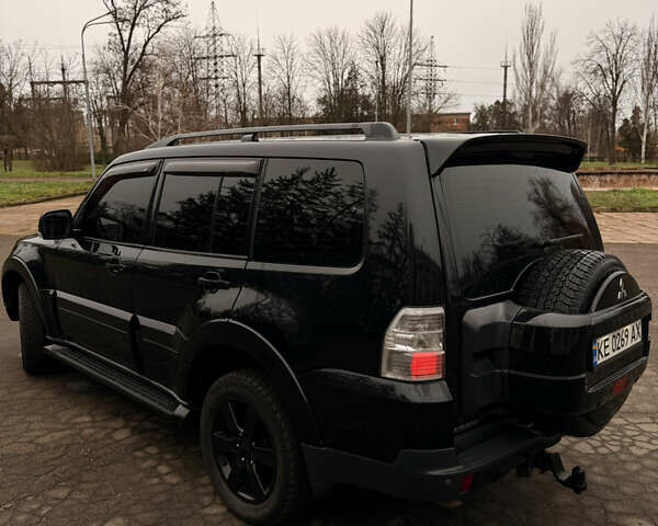Черный Мицубиси Паджеро Вагон, объемом двигателя 3.83 л и пробегом 218 тыс. км за 10700 $, фото 62 на Automoto.ua