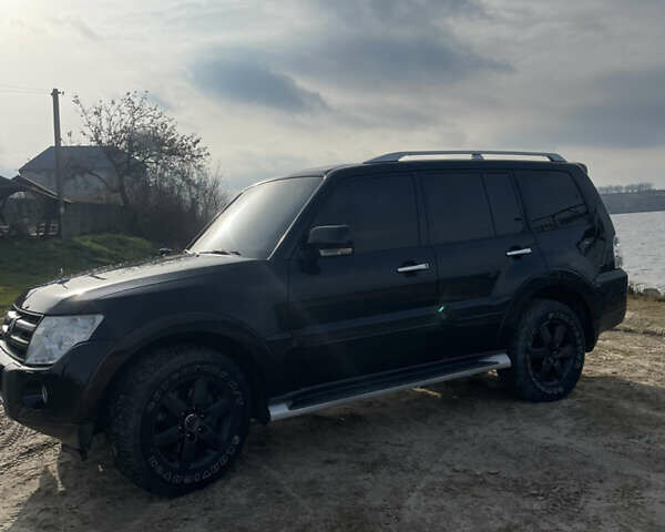 Черный Мицубиси Паджеро Вагон, объемом двигателя 3.2 л и пробегом 281 тыс. км за 10450 $, фото 6 на Automoto.ua