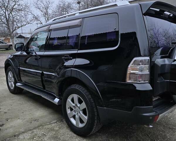 Черный Мицубиси Паджеро Вагон, объемом двигателя 3.83 л и пробегом 153 тыс. км за 10800 $, фото 14 на Automoto.ua