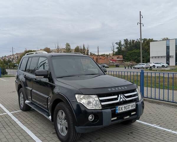 Чорний Міцубісі Паджеро Вагон, об'ємом двигуна 3.2 л та пробігом 240 тис. км за 13200 $, фото 7 на Automoto.ua