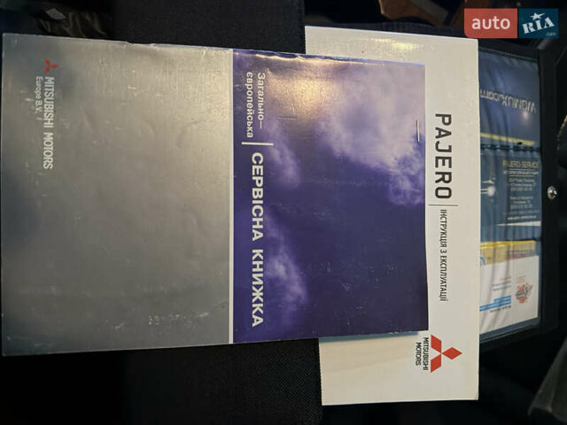 Черный Мицубиси Паджеро Вагон, объемом двигателя 2.97 л и пробегом 218 тыс. км за 11499 $, фото 108 на Automoto.ua