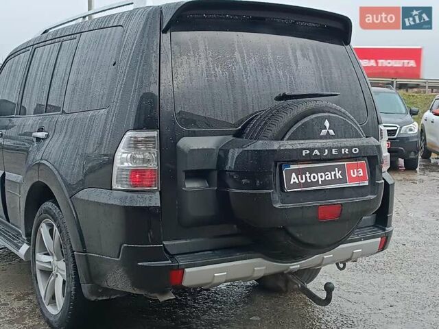 Черный Мицубиси Паджеро Вагон, объемом двигателя 3 л и пробегом 280 тыс. км за 12590 $, фото 8 на Automoto.ua