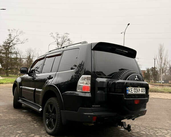Черный Мицубиси Паджеро Вагон, объемом двигателя 3.83 л и пробегом 218 тыс. км за 10700 $, фото 61 на Automoto.ua