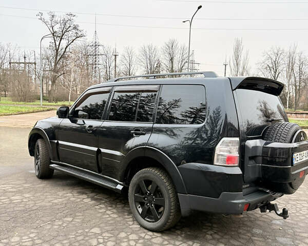 Черный Мицубиси Паджеро Вагон, объемом двигателя 3.83 л и пробегом 218 тыс. км за 10700 $, фото 6 на Automoto.ua