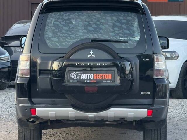 Чорний Міцубісі Паджеро Вагон, об'ємом двигуна 2.97 л та пробігом 179 тис. км за 12500 $, фото 8 на Automoto.ua