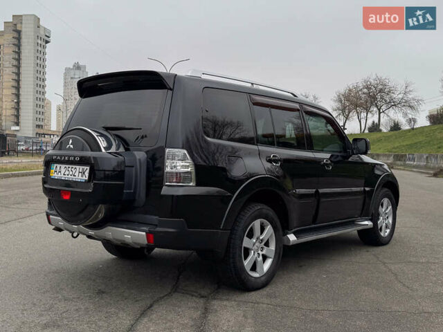 Черный Мицубиси Паджеро Вагон, объемом двигателя 3.2 л и пробегом 305 тыс. км за 12900 $, фото 7 на Automoto.ua