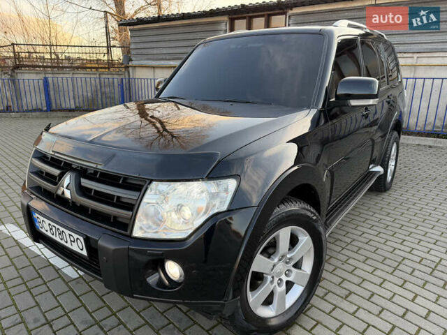 Черный Мицубиси Паджеро Вагон, объемом двигателя 3.2 л и пробегом 328 тыс. км за 13000 $, фото 15 на Automoto.ua