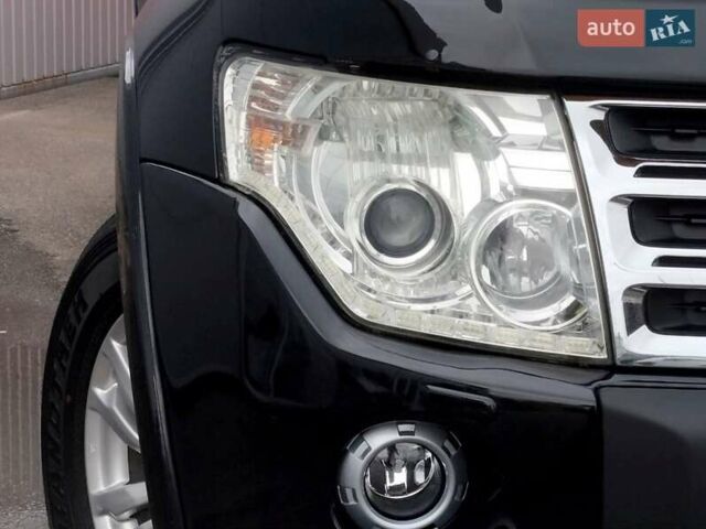 Черный Мицубиси Паджеро Вагон, объемом двигателя 2.97 л и пробегом 143 тыс. км за 12100 $, фото 8 на Automoto.ua