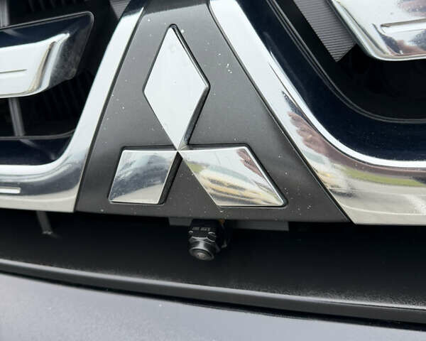 Черный Мицубиси Паджеро Вагон, объемом двигателя 2.97 л и пробегом 218 тыс. км за 11499 $, фото 22 на Automoto.ua