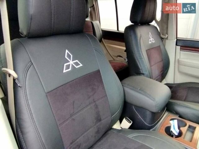 Черный Мицубиси Паджеро Вагон, объемом двигателя 2.97 л и пробегом 143 тыс. км за 12100 $, фото 64 на Automoto.ua