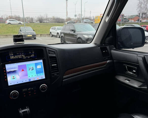 Черный Мицубиси Паджеро Вагон, объемом двигателя 2.97 л и пробегом 218 тыс. км за 11499 $, фото 87 на Automoto.ua