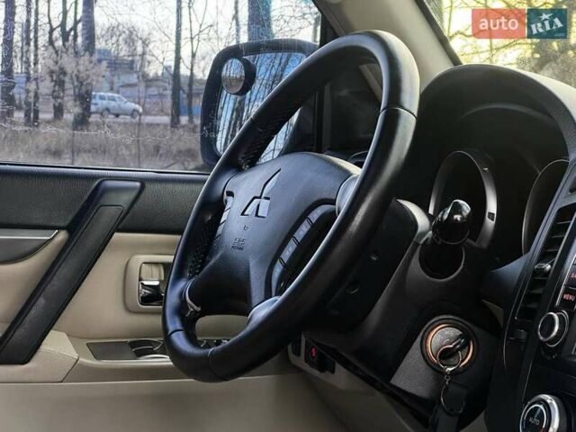 Черный Мицубиси Паджеро Вагон, объемом двигателя 2.97 л и пробегом 186 тыс. км за 10700 $, фото 56 на Automoto.ua