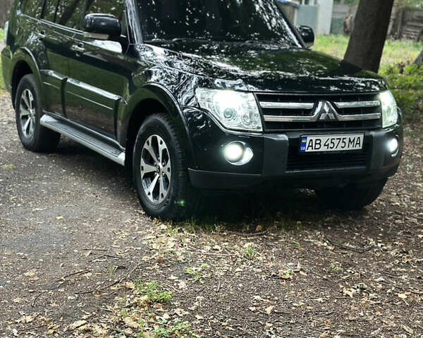 Чорний Міцубісі Паджеро Вагон, об'ємом двигуна 2.97 л та пробігом 240 тис. км за 11000 $, фото 1 на Automoto.ua