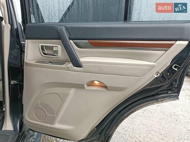 Черный Мицубиси Паджеро Вагон, объемом двигателя 3 л и пробегом 280 тыс. км за 12590 $, фото 34 на Automoto.ua