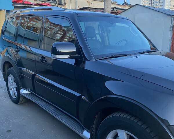 Черный Мицубиси Паджеро Вагон, объемом двигателя 3.2 л и пробегом 327 тыс. км за 10700 $, фото 5 на Automoto.ua
