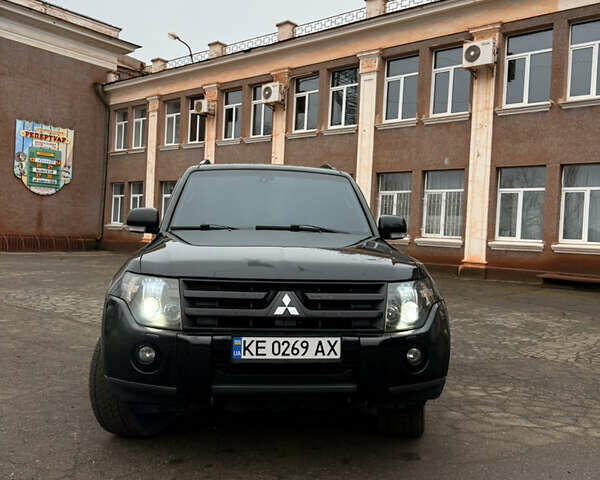 Черный Мицубиси Паджеро Вагон, объемом двигателя 3.83 л и пробегом 218 тыс. км за 10700 $, фото 52 на Automoto.ua