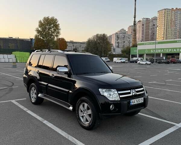 Черный Мицубиси Паджеро Вагон, объемом двигателя 2.97 л и пробегом 325 тыс. км за 11500 $, фото 4 на Automoto.ua