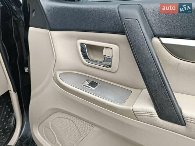 Черный Мицубиси Паджеро Вагон, объемом двигателя 3 л и пробегом 280 тыс. км за 12590 $, фото 30 на Automoto.ua