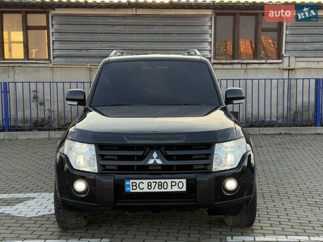 Черный Мицубиси Паджеро Вагон, объемом двигателя 3.2 л и пробегом 328 тыс. км за 13000 $, фото 9 на Automoto.ua