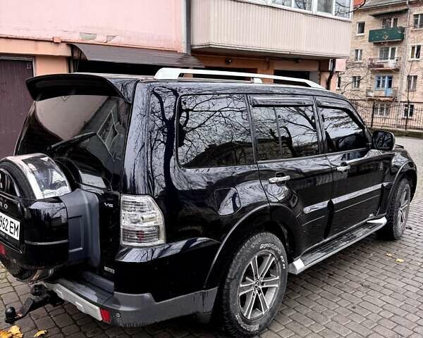 Чорний Міцубісі Паджеро Вагон, об'ємом двигуна 2.97 л та пробігом 166 тис. км за 10900 $, фото 9 на Automoto.ua