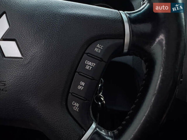 Черный Мицубиси Паджеро Вагон, объемом двигателя 3.2 л и пробегом 305 тыс. км за 12900 $, фото 37 на Automoto.ua