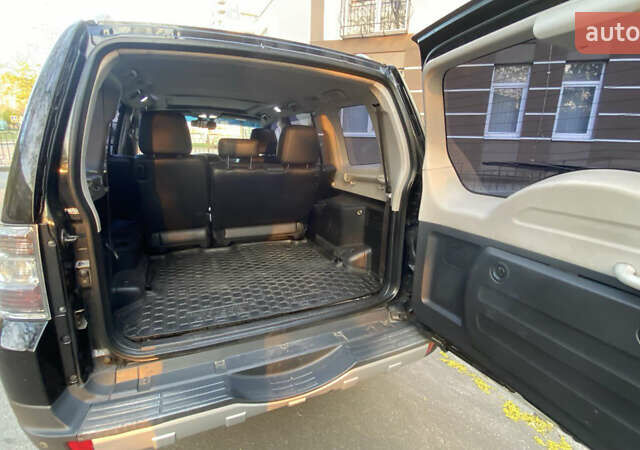 Черный Мицубиси Паджеро Вагон, объемом двигателя 2.97 л и пробегом 248 тыс. км за 11700 $, фото 14 на Automoto.ua