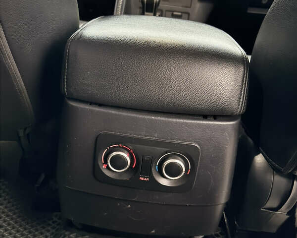 Черный Мицубиси Паджеро Вагон, объемом двигателя 3.83 л и пробегом 218 тыс. км за 10700 $, фото 15 на Automoto.ua