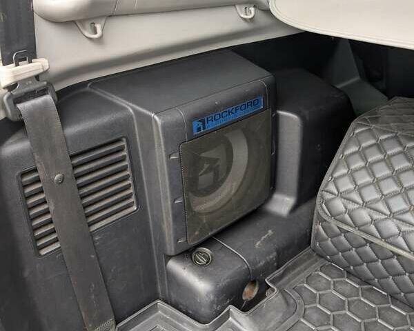 Чорний Міцубісі Паджеро Вагон, об'ємом двигуна 3.2 л та пробігом 240 тис. км за 13200 $, фото 8 на Automoto.ua