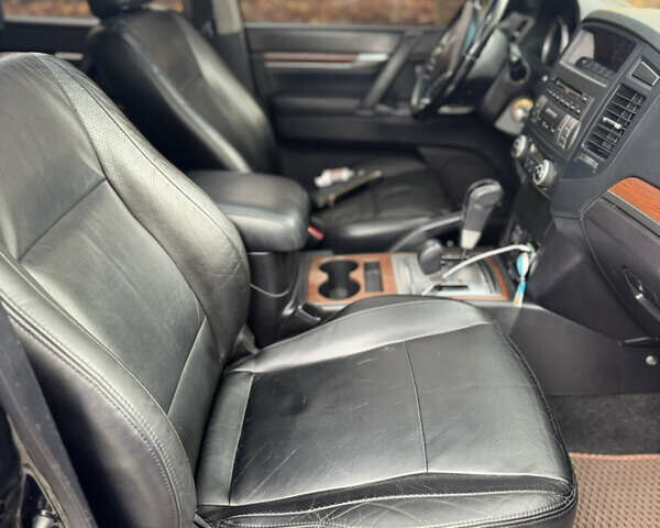 Міцубісі Паджеро Вагон 2008 у Івано-Франківську на Automoto.ua Чорний Міцубісі Паджеро Вагон, об'ємом двигуна 2.97 л та пробігом 195 тис. км за 11900 $, фото 22 на Automoto.ua