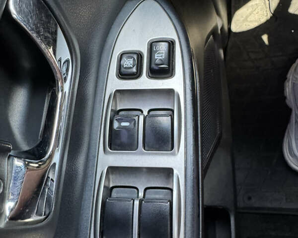 Чорний Міцубісі Паджеро Вагон, об'ємом двигуна 3.8 л та пробігом 238 тис. км за 10650 $, фото 11 на Automoto.ua