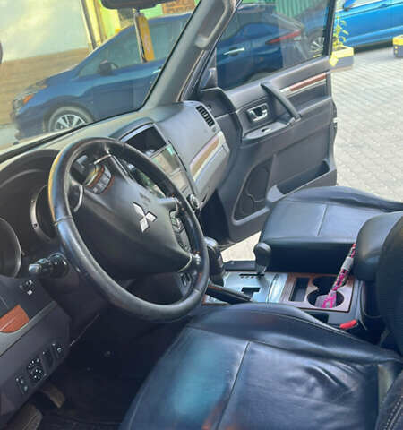 Черный Мицубиси Паджеро Вагон, объемом двигателя 2.97 л и пробегом 215 тыс. км за 13000 $, фото 8 на Automoto.ua