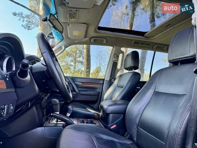 Черный Мицубиси Паджеро Вагон, объемом двигателя 2.97 л и пробегом 235 тыс. км за 10700 $, фото 14 на Automoto.ua