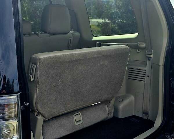 Чорний Міцубісі Паджеро Вагон, об'ємом двигуна 3.8 л та пробігом 200 тис. км за 11600 $, фото 12 на Automoto.ua