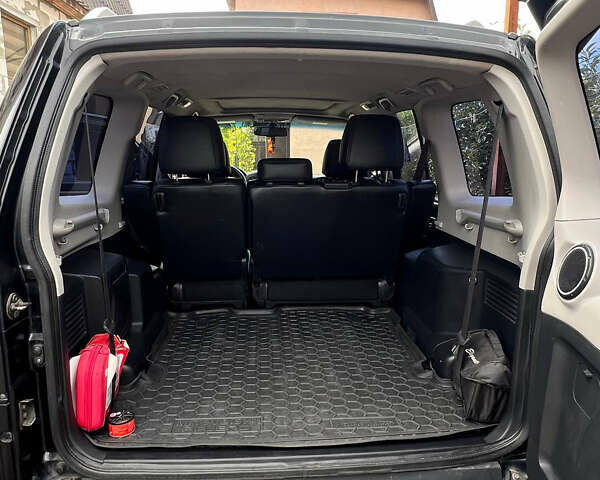 Черный Мицубиси Паджеро Вагон, объемом двигателя 2.97 л и пробегом 187 тыс. км за 12800 $, фото 6 на Automoto.ua