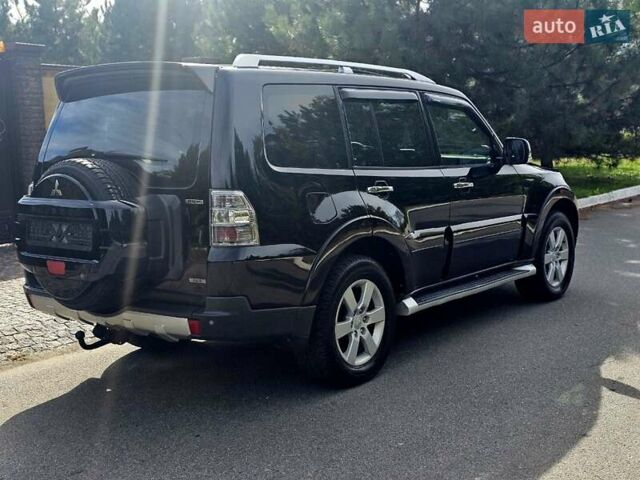 Чорний Міцубісі Паджеро Вагон, об'ємом двигуна 3.8 л та пробігом 200 тис. км за 11600 $, фото 8 на Automoto.ua