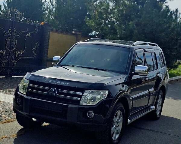 Чорний Міцубісі Паджеро Вагон, об'ємом двигуна 3.8 л та пробігом 200 тис. км за 11600 $, фото 6 на Automoto.ua