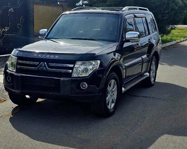 Чорний Міцубісі Паджеро Вагон, об'ємом двигуна 3.8 л та пробігом 200 тис. км за 11600 $, фото 7 на Automoto.ua