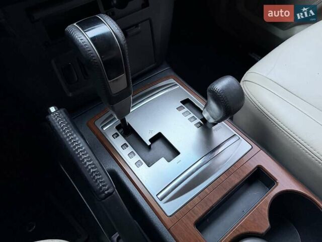 Черный Мицубиси Паджеро Вагон, объемом двигателя 3 л и пробегом 182 тыс. км за 11500 $, фото 23 на Automoto.ua