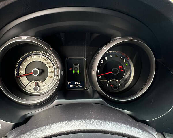 Черный Мицубиси Паджеро Вагон, объемом двигателя 2.97 л и пробегом 187 тыс. км за 12800 $, фото 8 на Automoto.ua