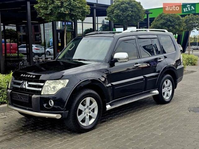 Черный Мицубиси Паджеро Вагон, объемом двигателя 0 л и пробегом 200 тыс. км за 11300 $, фото 3 на Automoto.ua