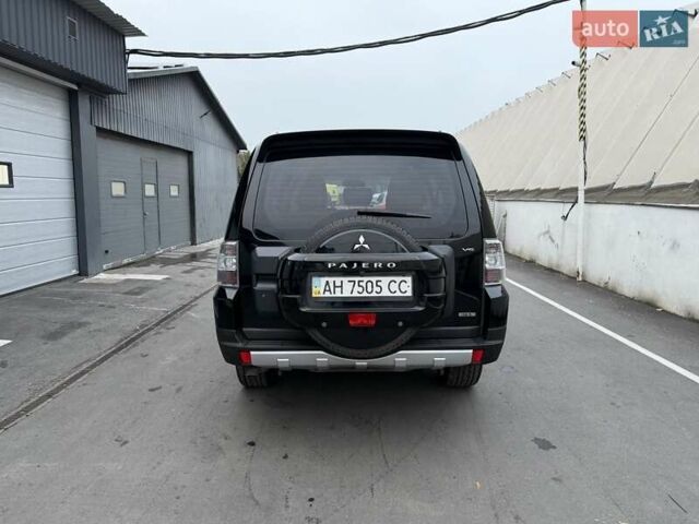 Черный Мицубиси Паджеро Вагон, объемом двигателя 3 л и пробегом 182 тыс. км за 11500 $, фото 6 на Automoto.ua