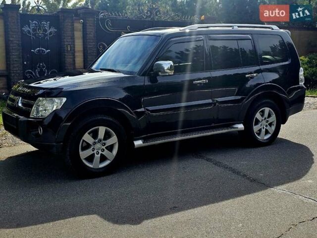 Чорний Міцубісі Паджеро Вагон, об'ємом двигуна 3.8 л та пробігом 200 тис. км за 11600 $, фото 5 на Automoto.ua