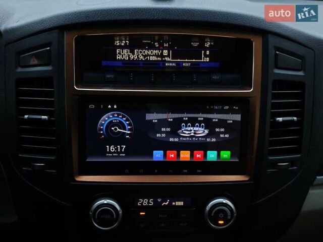 Черный Мицубиси Паджеро Вагон, объемом двигателя 3.8 л и пробегом 219 тыс. км за 10990 $, фото 31 на Automoto.ua