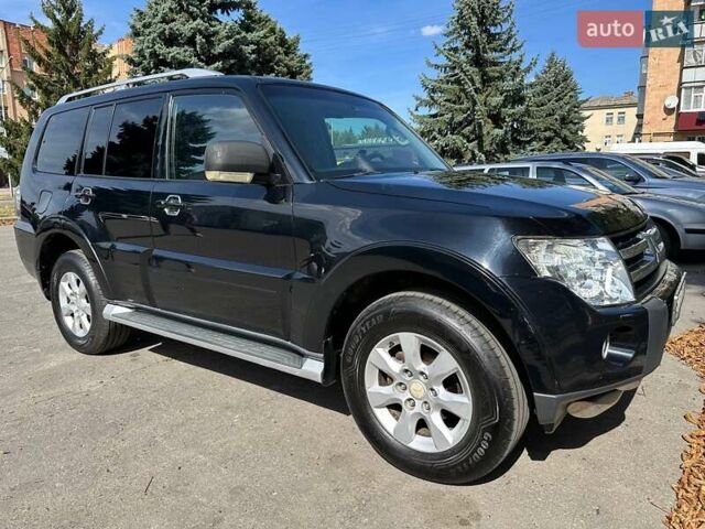 Чорний Міцубісі Паджеро Вагон, об'ємом двигуна 2.97 л та пробігом 312 тис. км за 14300 $, фото 8 на Automoto.ua