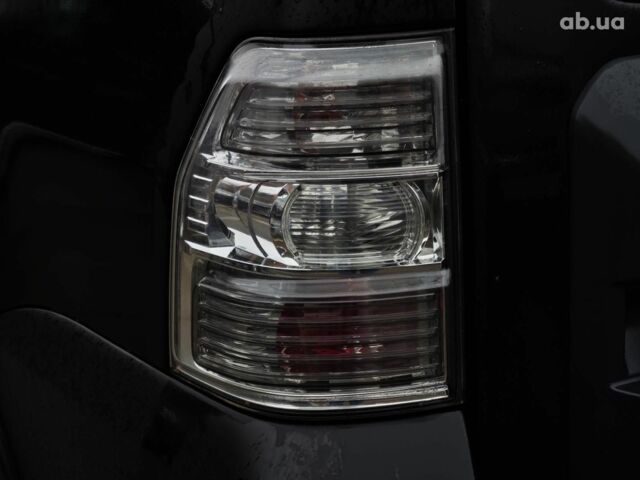 Черный Мицубиси Паджеро Вагон, объемом двигателя 3.8 л и пробегом 219 тыс. км за 10990 $, фото 11 на Automoto.ua