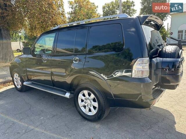 Чорний Міцубісі Паджеро Вагон, об'ємом двигуна 2.97 л та пробігом 312 тис. км за 14300 $, фото 9 на Automoto.ua