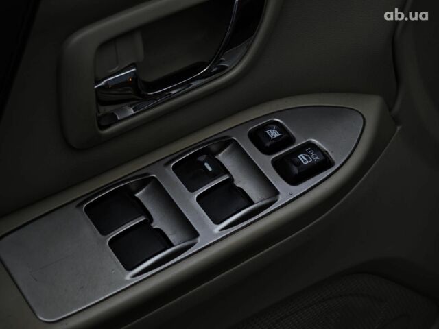 Черный Мицубиси Паджеро Вагон, объемом двигателя 3.8 л и пробегом 219 тыс. км за 10990 $, фото 23 на Automoto.ua