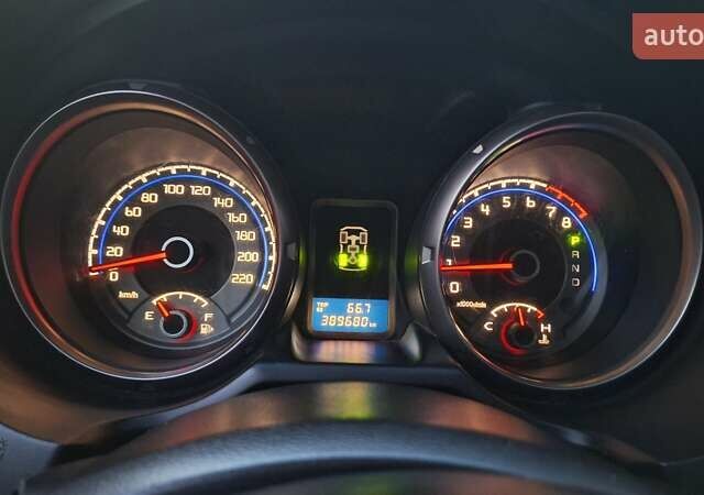 Черный Мицубиси Паджеро Вагон, объемом двигателя 3.83 л и пробегом 389 тыс. км за 14800 $, фото 37 на Automoto.ua